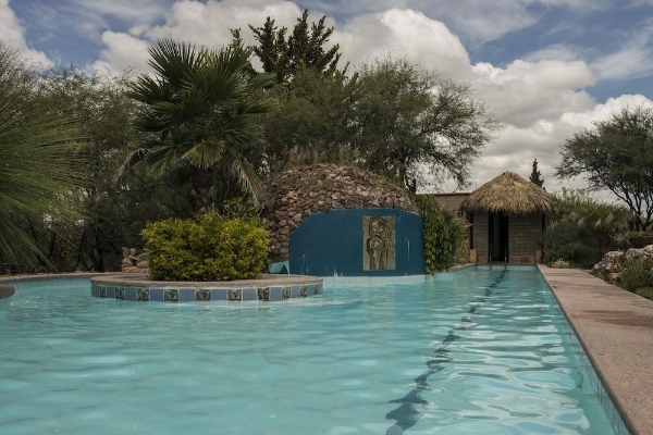 Hotel Nirvana Restaurant And Retreat (Dolores Hidalgo Cuna de la Independencia Nacional)